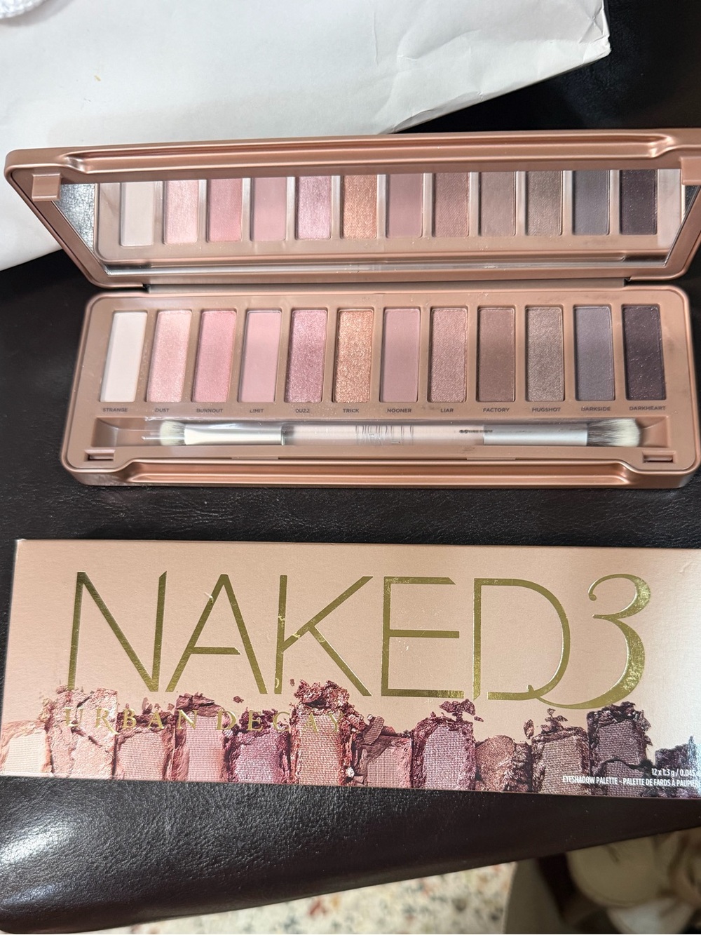 Urban Decay Naked3 Rose and Taupe Eyeshadow Palette